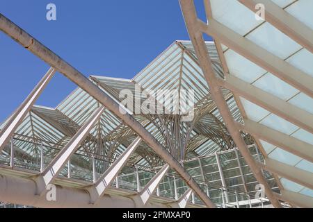 Lissabon, Portugal. 06. April 2023. Auf dem Dach des Bahnhofs Oriente. Kredit: Viola Lopes/dpa/Alamy Live News Stockfoto