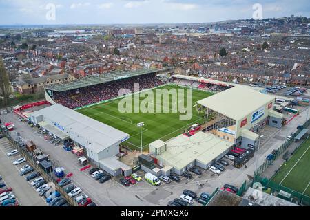 Lincoln, Großbritannien. 15. April 2023. SINCIL BANK FOOTBALL GROUND Lincoln City FC vs Port Vale FC 15. April 2013 Kredit: Phil Crow/Alamy Live News Stockfoto