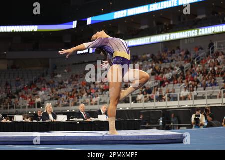 13. April 2023: Aleah Finnegan (LSU) beim Halbfinale 1 der NCAA National Collegiate Women's Gymnastics Championships 2023 in der Dickies Arena in Fort Worth, Texas. Melissa J. Perenson/Cal Sport Media(Kreditbild: © Melissa J. Perenson/Cal Sport Media) Stockfoto