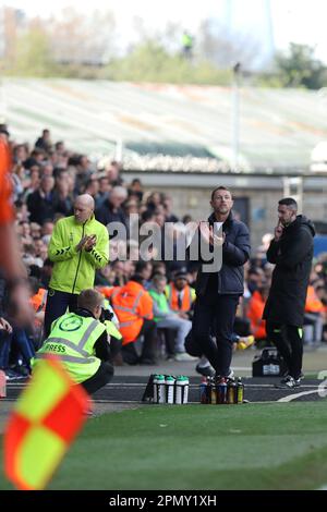 London, Großbritannien. 15. April 2023. Millwall Manager Gary Rowett während des EFL Sky Bet Championship-Spiels zwischen Millwall und Preston North End am 15. April 2023 im The Den, London, England. Foto: Joshua Smith. Nur redaktionelle Verwendung, Lizenz für kommerzielle Verwendung erforderlich. Keine Verwendung bei Wetten, Spielen oder Veröffentlichungen von Clubs/Ligen/Spielern. Kredit: UK Sports Pics Ltd/Alamy Live News Stockfoto