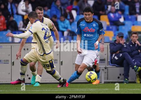 Neapel, Italien. 15. April 2023. Neapel, Italien, April 15. 2023: Kim Min-jae während der Serie A Spiel zwischen SSC Napoli und Hellas Verona FC im Tadio Diego Armando Maradona in Neapel, Italien. (Foto Mosca/SPP) Kredit: SPP Sport Press Photo. Alamy Live News Stockfoto