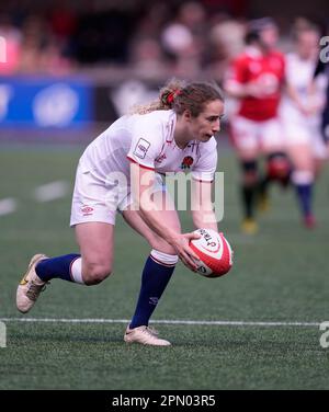 Cardiff, UK, 15. April 2023 Abby Dow (England) während des Tik Tok Six Nations Rugby Wales gegen England im Cardiff Arms Park Cardiff Großbritannien am 15 2023. April Graham Glendinning / Alamy Live News Endstand: 3 - 59 Stockfoto