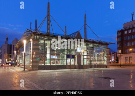 Westentor U-Bahn-Station, Dortmund, Ruhrgebiet, Nordrhein-Westfalen, Deutschland Stockfoto