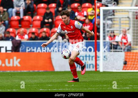 AESSEAL New York Stadium, Rotherham, England - 15. April 2023 Conor Coventry (4) of Rotherham United - während des Spiels Rotherham United gegen Luton Town, Sky Bet Championship, 2022/23, AESSEAL New York Stadium, Rotherham, England - 15. April 2023 Guthaben: Arthur Haigh/WhiteRosePhotos/Alamy Live News Stockfoto