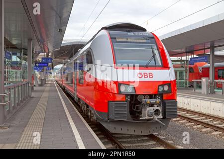 Graz, Österreich - Mai 28 2019: OBB-Zug des Cityjet am Grazer Hauptbahnhof. Stockfoto