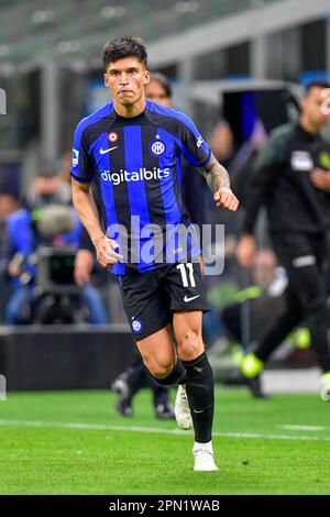 Mailand, Italien. 15. April 2023. Joaquin Correa (11) von Inter in der Serie Ein Spiel zwischen Inter und Monza bei Giuseppe Meazza in Mailand. (Foto: Gonzales Photo/Alamy Live News Stockfoto