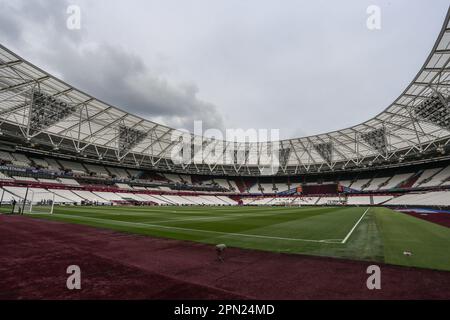 Ein allgemeiner Blick auf das London Stadium während des Premier League-Spiels West Ham United vs Arsenal im London Stadium, London, Großbritannien, 16. April 2023 (Foto: Arron Gent/News Images) Stockfoto