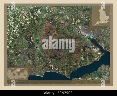 New Forest, nicht städtischer Bezirk von England - Großbritannien. Hochauflösende Satellitenkarte. Standorte der wichtigsten Städte der Region. Ecken-auxil Stockfoto
