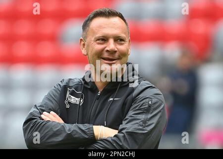 München, Deutschland. 16. April 2023. PAL DARDAI wird bald zu Hertha BSC zurückkehren und die neue Kutsche werden. ARCHIVFOTO; Pal DARDAI (Coach Hertha BSC), Einzelbild, einzelnes Motiv, halbe Figur, halbe Figur. Fußball 1. Bundesliga Staffel 2021/2022, 3. Spieltag, matchday03 FC Bayern München-Hertha BSC Berlin 5-0 am 28. August 2021, ALLIANZARENA München. Kredit: dpa/Alamy Live News Stockfoto