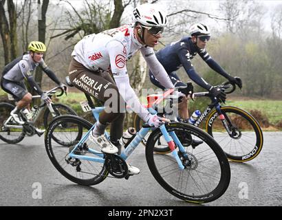 Valkenburg, Niederlande. 16. April 2023. Französischer Benoit Cosnefroy von AG2R Citroen in Aktion während des eintägigen Radrennen „Amstel Gold Race“ der Herrenelite, 253, 6 km von Maastricht nach Valkenburg, Niederlande, Sonntag, 16. April 2023. BELGA FOTO JASPER JACOBS Kredit: Belga News Agency/Alamy Live News Stockfoto