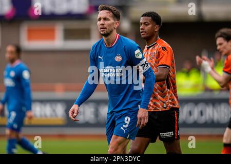 VOLENDAM, NIEDERLANDE - APRIL 16: Luuk de Jong von PSV während des niederländischen Eredivisie-Spiels zwischen FC Volendam und PSV im Kras Stadion am 16. April 2023 in Volendam, Niederlande (Foto: Patrick Goosen/Orange Pictures) Stockfoto