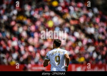 Girona, Spanien. 16. April 2023. Lucas Boye (Elche CF) während eines Spiels in La Liga Santander zwischen dem FC Girona und dem FC Elche CF am Estadio Municipal de Montilivi in Girona, Spanien, am 16. April 2023. (Foto/Felipe Mondino) Kredit: Unabhängige Fotoagentur/Alamy Live News Stockfoto