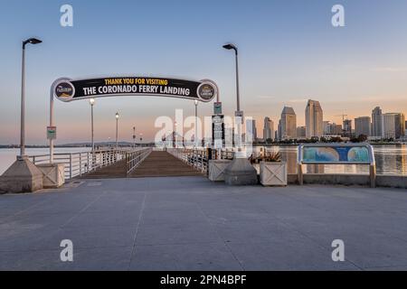 San Diego Sonnenaufgang aus Coronado Stockfoto
