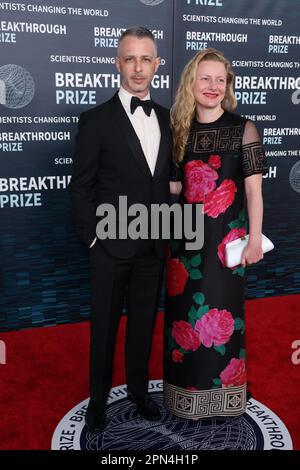 Los Angeles, USA. 15. April 2023. Jeremy Strong, Emma Wall, nehmen Sie am 15. April 2023 im Academy Museum of Motion Pictures in Los Angeles, Kalifornien, an der jährlichen Preisverleihung 9. Teil. Foto: Crash/imageSPACE/Sipa USA Kredit: SIPA USA/Alamy Live News Stockfoto