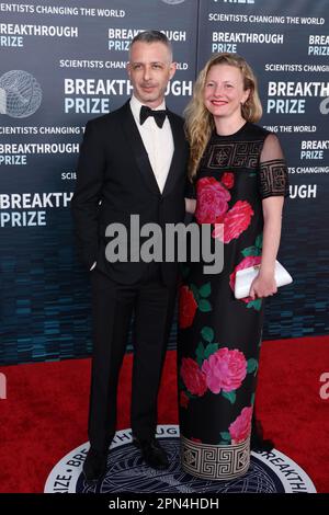 Los Angeles, USA. 15. April 2023. Jeremy Strong, Emma Wall, nehmen Sie am 15. April 2023 im Academy Museum of Motion Pictures in Los Angeles, Kalifornien, an der jährlichen Preisverleihung 9. Teil. Foto: Crash/imageSPACE/Sipa USA Kredit: SIPA USA/Alamy Live News Stockfoto