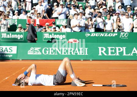 Monte Carlo, Monaco. 17. April 2023. Russlands Andrey Rublev feiert nach dem Gewinn des letzten Tennisspiels der Monte-Carlo ATP Masters Series gegen die dänische Holger Rune am 16. April 2023 in Monte Carlo. Foto: David Niviere/ABACAPRESS.COM Kredit: Abaca Press/Alamy Live News Stockfoto