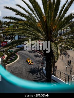 Long Beach, USA. 16. April 2023. 28 GROSJEAN Romain (Fra), Andretti Autosport, Dallara IR18 Honda, Action während des Acura Grand Prix von Long Beach 2023, 3. Runde der 2023 NTT IndyCar-Serie, vom 14. Bis 16. April 2023 auf den Straßen von Long Beach, in Long Beach, Kalifornien, Vereinigte Staaten von Amerika - Photo Florent Gooden/DPPI Credit: DPPI Media/Alamy Live News Stockfoto