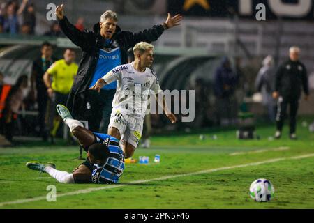 Caxias Do Sul, Brasilien. 16. April 2023. RS - CAXIAS DO SUL - 04/16/2023 - BRAZILEIRO A 2023, GREMIO X SANTOS - Soteldo Santos Spieler während eines Spiels gegen Gremio im Alfredo Jaconi Stadion für die BRAZILEIRO A 2023 Meisterschaft. Foto: Luiz Erbes/AGIF/Sipa USA Guthaben: SIPA USA/Alamy Live News Stockfoto