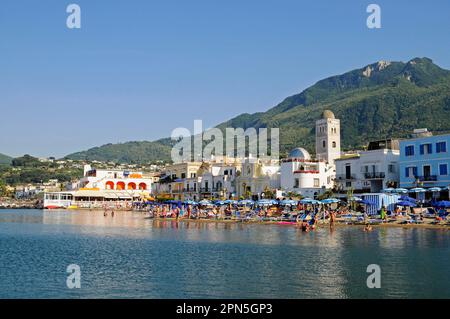 Lacco Ameno, Insel Ischia, Golf von Neapel, Kampanien, Italien Stockfoto