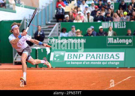 Monaco, Monaco. 15. April 2023. Court Rainier III, ROLEX Monte-Carlo Masters 1000, Halbfinale, Andrey Rublev gegen Taylor Fritz April 15 2023. (CARPICO Thierry/ATP/SPP) Kredit: SPP Sport Press Photo. Alamy Live News Stockfoto