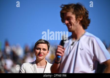 Monaco, Monaco. 16. April 2023. KEINE BOULEVARDZEITUNGEN - Prinzessin Charlene von Monaco beim Monaco Rolex Masters Finale in Monte Carlo am 16. April 2023. Foto: Corinne Dubreuil/ABACAPRESS.COM Kredit: Abaca Press/Alamy Live News Stockfoto