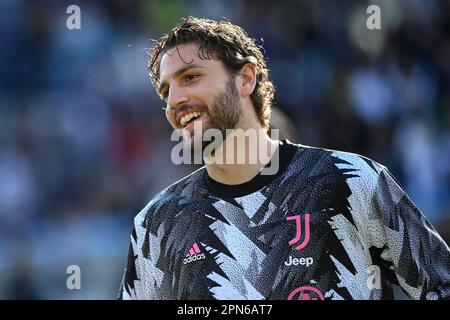 Reggio Emilia, Italien. 16. April 2023. Manuel Locatelli (Juventus) während des Spiels US Sassuolo gegen Juventus FC, italienisches Fußballspiel Serie A in Reggio Emilia, Italien, April 16 2023 Kredit: Independent Photo Agency/Alamy Live News Stockfoto