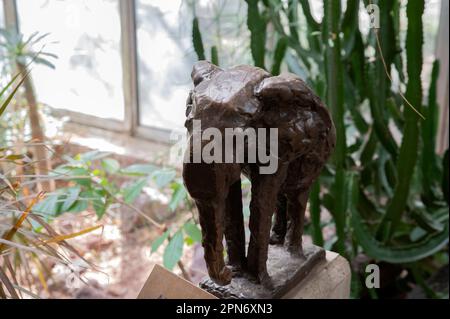 Statue Des Afrikanischen Elefanten Im Artis Zoo In Amsterdam, Niederlande 24-3-2023 Stockfoto