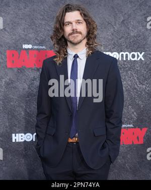 Los Angeles, USA. 16. April 2023. Andre Hyland trifft am Sonntag, den 16. April 2023, auf dem Hollywood Forever Cemetery in Los Angeles, Kalifornien, auf die Premiere der HBO's BARRY Season 4 ein. (Foto: Sthanlee B. Mirador/Sipa USA) Guthaben: SIPA USA/Alamy Live News Stockfoto