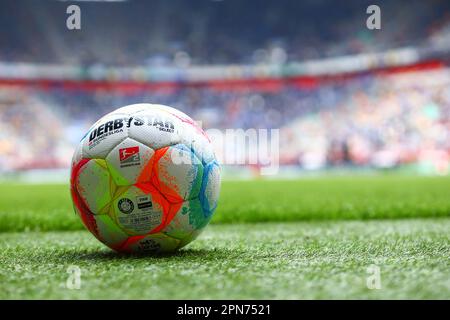 Düsseldorf, Deutschland 16.04.2023: 2. Bundesliga, Fortuna Düsseldorf 1:0 SV Darmstadt, Spieltag 28. Bundesliga Matchball, Fußball. DFL-VORSCHRIFTEN VERBIETEN DIE VERWENDUNG VON FOTOS ALS BILDSEQUENZEN UND/ODER QUASI-VIDEO. Kredit: Ant Palmer / Alamy Live News Stockfoto