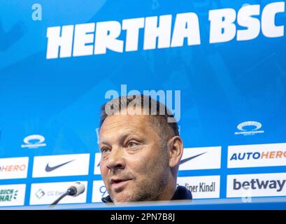 Berlin, Deutschland. 17. April 2023. Fußball, Bundesliga, Hertha BSC, Pressekonferenz. Der neu ernannte Cheftrainer Pal Dardai spricht. Kredit: Andreas Gora/dpa/Alamy Live News Stockfoto