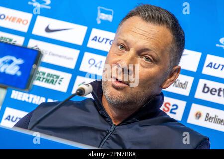 Berlin, Deutschland. 17. April 2023. Fußball, Bundesliga, Hertha BSC, Pressekonferenz. Der neu ernannte Cheftrainer Pal Dardai spricht. Kredit: Andreas Gora/dpa/Alamy Live News Stockfoto