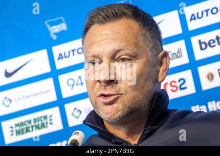 Berlin, Deutschland. 17. April 2023. Fußball, Bundesliga, Hertha BSC, Pressekonferenz. Der neu ernannte Cheftrainer Pal Dardai spricht. Kredit: Andreas Gora/dpa/Alamy Live News Stockfoto