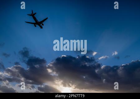 Flugzeug Landung Stockfoto