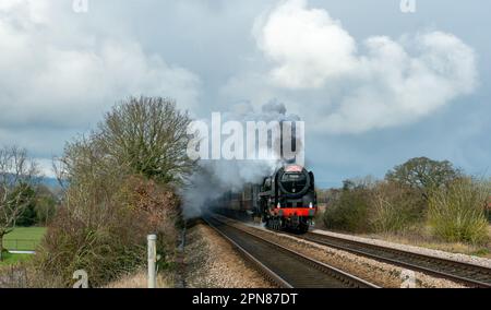 Britannia 70000 Dampfeisenbahn durch Shropshire Stockfoto