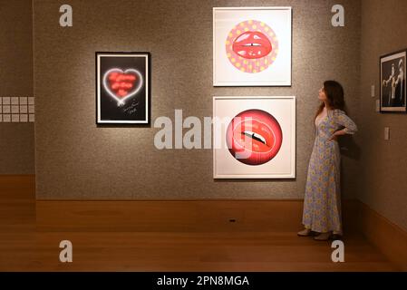 Bonhams wird am 19. April eine neue Art von Drucken und Kombiwetten anbieten, die die neuesten Drucke und Ausgaben von einigen der bekanntesten zeitgenössischen Künstler auf dem internationalen Kunstmarkt anbieten... Stockfoto