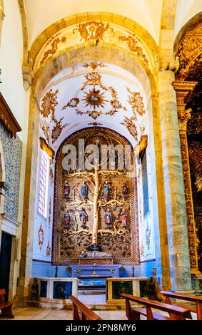 Seite des Schiffes mit der Darstellung des Baumes Jesse, Darstellung in der Kunst der Vorfahren Jesu Christi, dargestellt in einem verzweigten Baum, der sich erhebt Stockfoto
