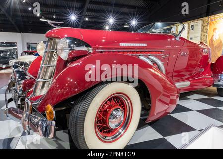 Sparkford.Somerset.United Kingdom.März 26. 2023.im Haynes Motor Museum in so ist ein Auburn 852 Supercharged Boat Tail Speedster aus dem Jahr 1936 zu sehen Stockfoto