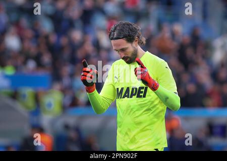 Reggio Emilia, Italien. 16. April 2023. Italien, Reggio Emilia, 16 2023. april: Andrea Consigli (Torwart von Sassuolo) feiert das 1-0. Tor bei 64' beim Fußballspiel SASSUOLO gegen JUVENTUS FC, Serie A Tim 2022-2023 day30 Mapei Stadion (Kreditbild: © Fabrizio Andrea Bertani/Pacific Press via ZUMA Press Wire) NUR REDAKTIONELLE VERWENDUNG! Nicht für den kommerziellen GEBRAUCH! Stockfoto