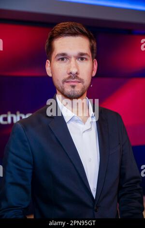 Vassili Golod in der ARD-Talkshow "Magischberger" im WDR Studio B. Köln, 29.11.2022 Stockfoto