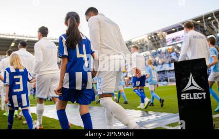 Göteborg, Schweden. 17. April 2023. Vor dem Spiel im Allsvenskan zwischen Göteborg und Malmö in der Gamla Ullevi in Göteborg am 17. April 2023 Kredit: RTC FOTO/Alamy Live News Stockfoto