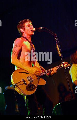 Tim Rogers von Ihnen bin ich live beim Big Day Out Musikfestival. Sydney Showground, Homebush, Sydney, Australien. 25.01.07. Stockfoto