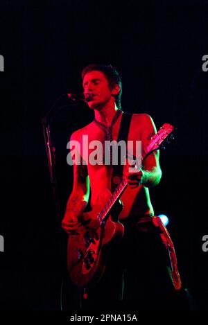 Tim Rogers von Ihnen bin ich live beim Big Day Out Musikfestival. Sydney Showground, Homebush, Sydney, Australien. 25.01.07. Stockfoto