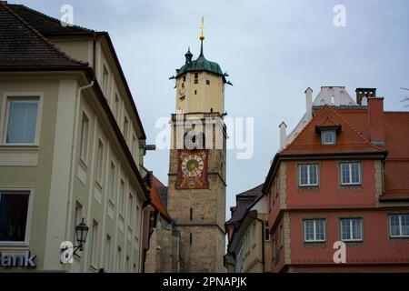 Steinuhr-Turm. Old St. Martin-Kirche in der Stadt Memmingen. Stockfoto