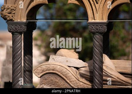 Grace Darlings Grab vor St. Aidans Church, Bamburgh, Northumberland Stockfoto