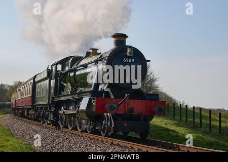 Wightwick Hall im Dampf bei der Bluebell Railway Stockfoto