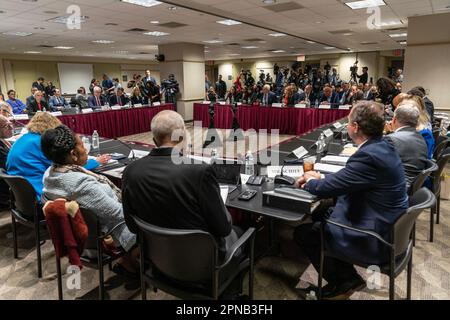 Das House Judiciary Committee veranstaltet am 17. April 2023 eine Anhörung zu Gewaltverbrechen in New York City im Javits Federal Building in New York City Stockfoto