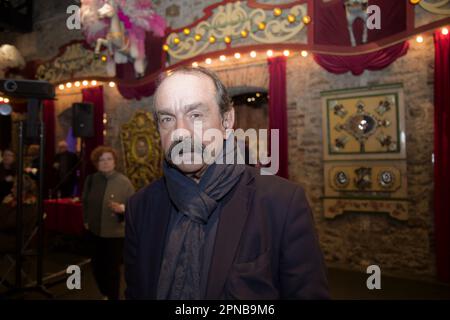 Paris, Frankreich. 5. Dezember 2022. Philippe Martinez, CGT-Mitglied nimmt am 5,2022. dezember in Paris an der jährlichen Feier der Secours Populaire Frances Teil Stockfoto