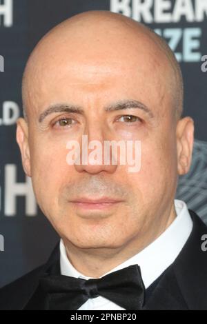 15. April 2023, Los Angeles, CA, USA: LOS ANGELES - 15. April: Yuri Milner bei der Preisverleihung 9. Ankunft im Academy Museum of Motion Pictures am 15. April 2023 in Los Angeles, CA (Kreditbild: © Kay Blake/ZUMA Press Wire) REDAKTIONELLE VERWENDUNG! Nicht für den kommerziellen GEBRAUCH! Stockfoto