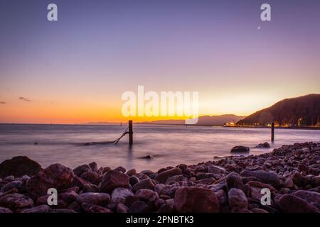 Sonnenuntergang auf dem toten Meer in Israel Stockfoto