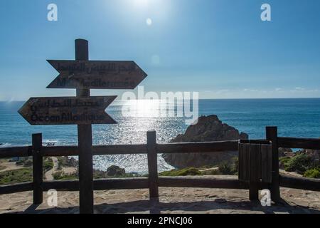 Tanger, Marokko - 2022: Cape Spartel Reservat nahe Tanger, mit einem sehr berühmten Leuchtturm Stockfoto